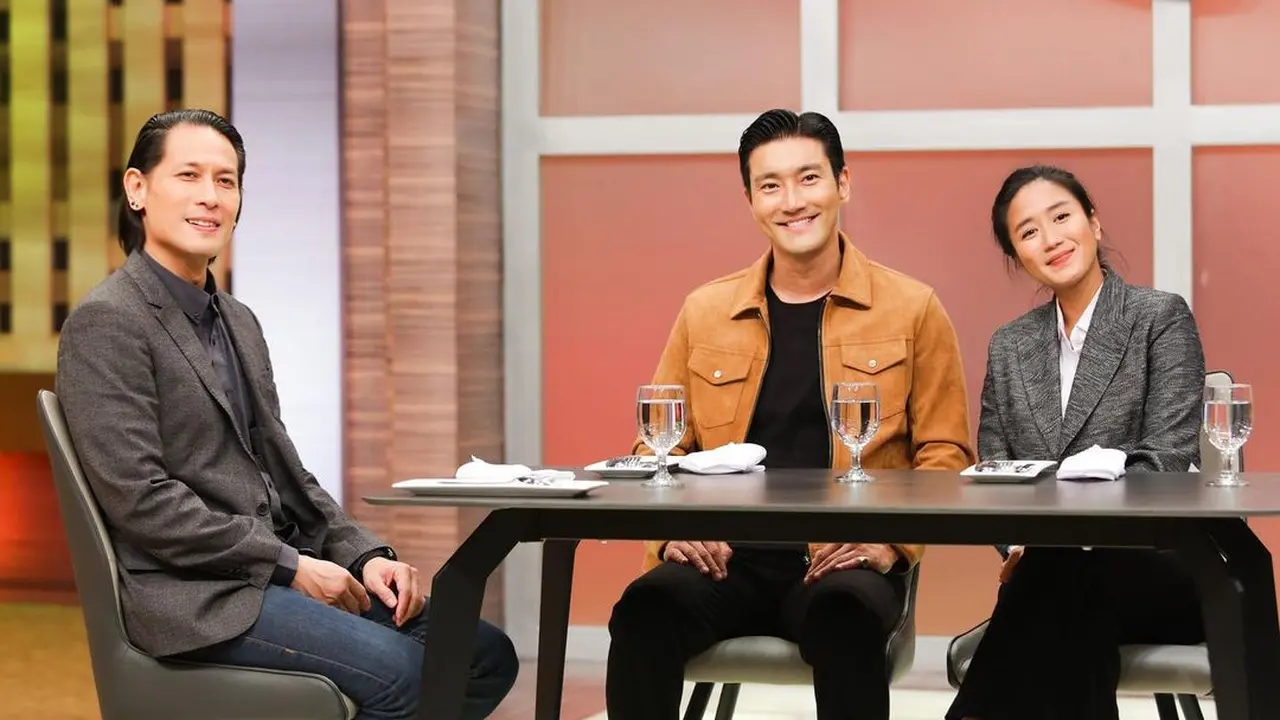 Juna Rorimpandey, Renata Moeloek & Siwon Choi