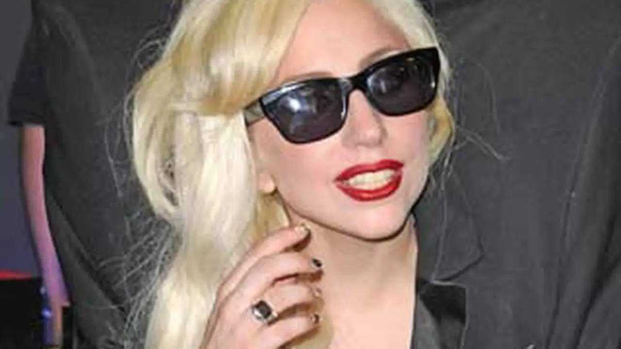 100603alady-gaga.jpg