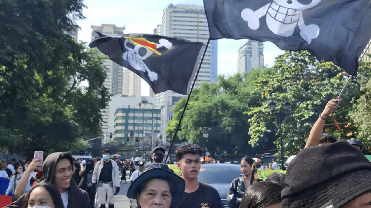 Bermula dari Indonesia, Bendera One Piece Berkibar di Aksi Demo Filipina dan Peru