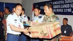 Citizen6, Subang: pembagian doorprize bagi 10 anggota yang berpartisipasi terbaik dan terakhir pemilihan ketua Koperasi. (Pengirim: Dodo)