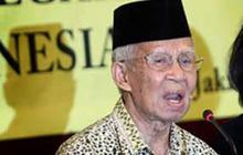 Bismar sering tepuk tangan saat cucunya main piano