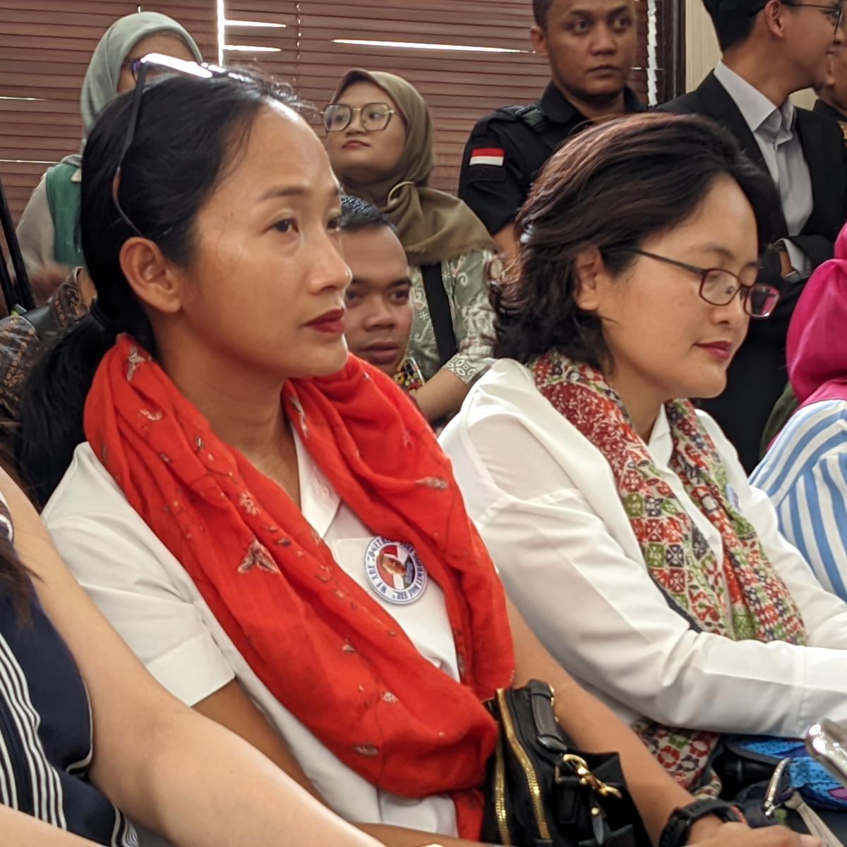 istri tom lembong hadiri sidang putusan praperadilan suami