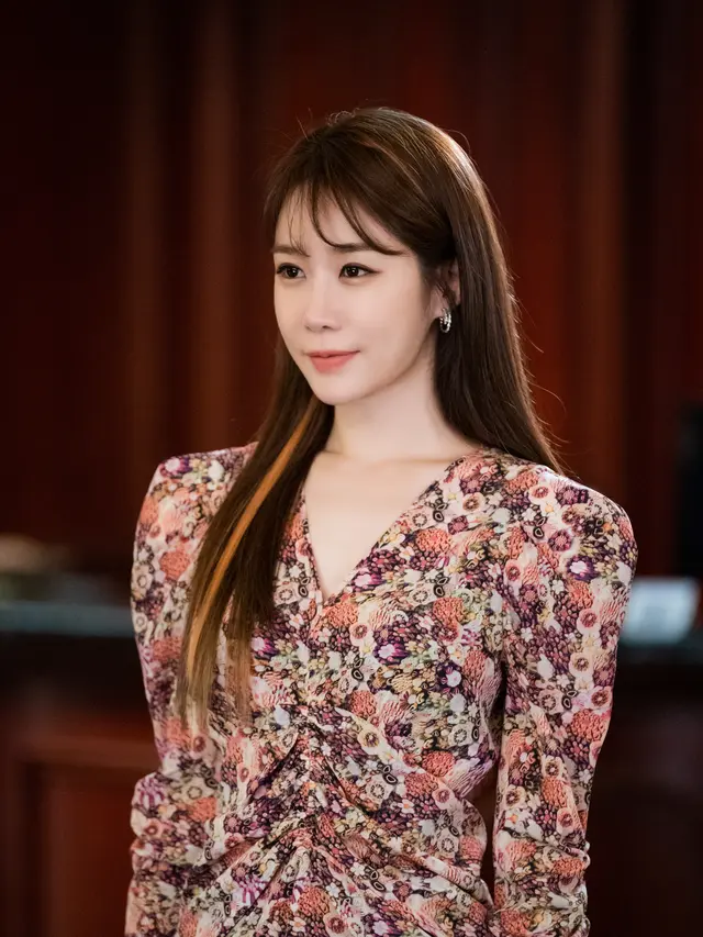 Yoo In Na dalam drama Korea "True To Love". (Foto: Prime Video)