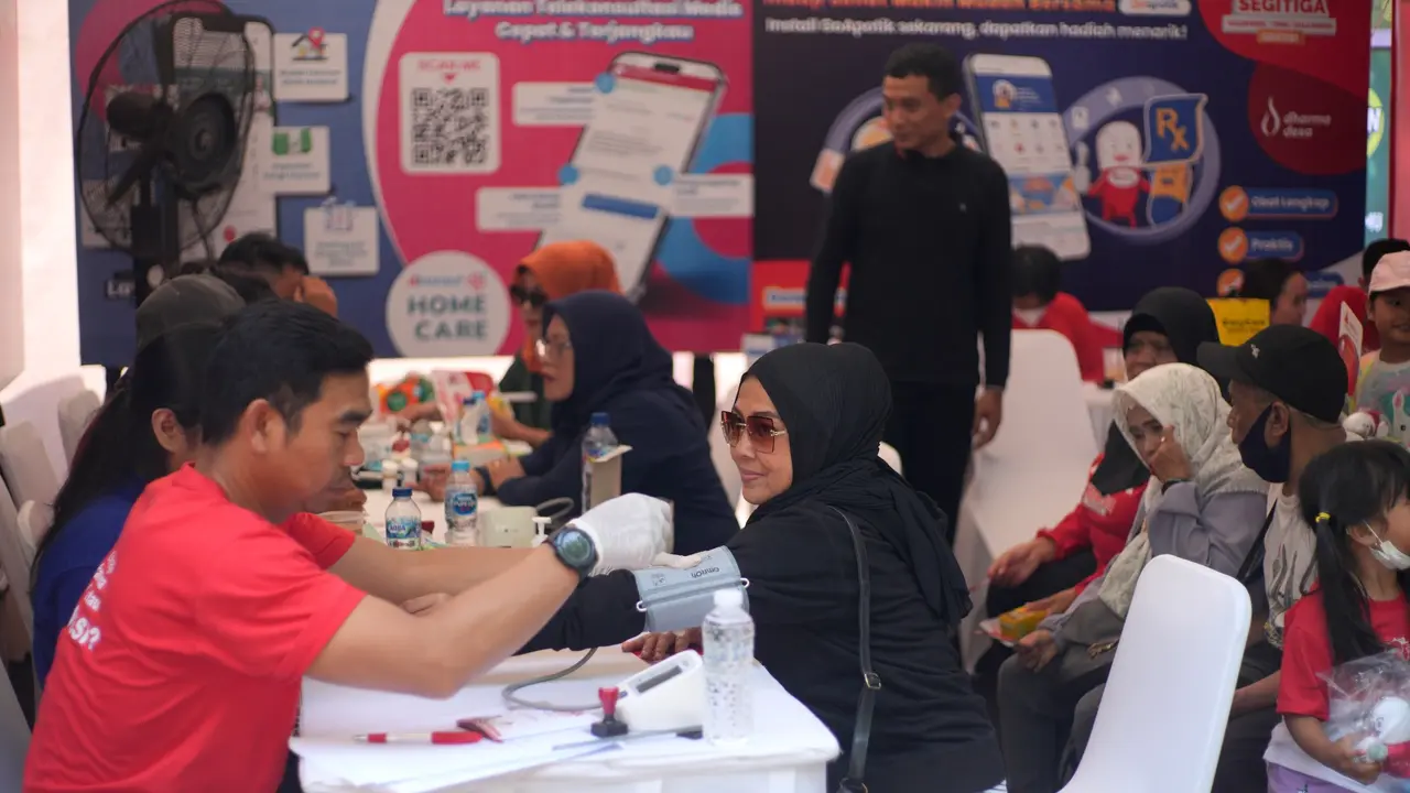 Warga Bandung Antusias Ikuti Skrining Gratis untuk Deteksi Dini Penyakit Kronis