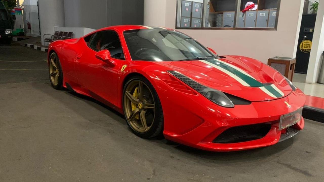 Ferrari akan Mengembangkan Mobil Listrik Pertamanya, dengan Harga Rp8 Miliaran.