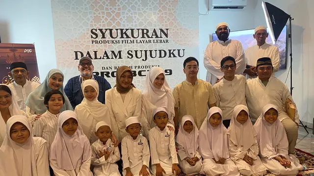 Syukuran produksi Dalam Sujudku sekaligus peresmian rumah produksi Project69 yang digelar di Jakarta, Sabtu (1/2/2025).