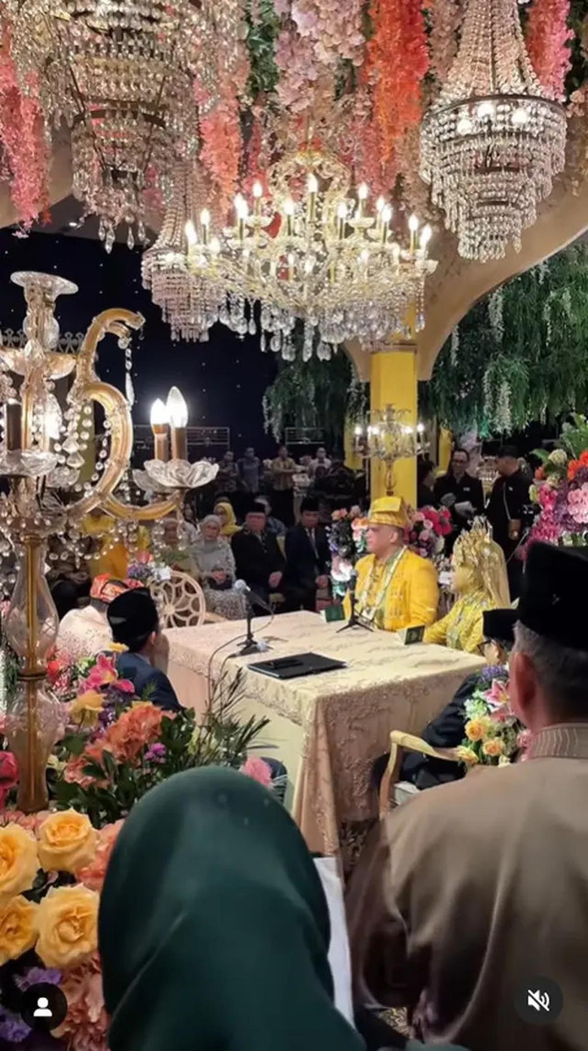 6 Momen Pernikahan Anak Sambung Bella Saphira, Dihadiri Artis Senior 90-an