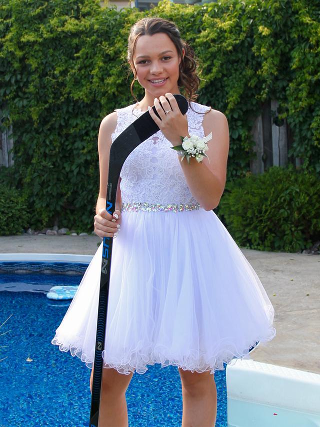 FOTO: Pesona Adik Shawn Mendes, Aaliyah Mendes yang Parasnya Menawan