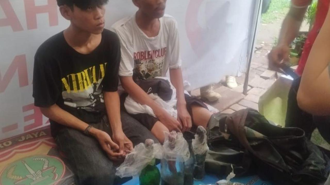 Fakta Mengejutkan: Pelajar Bawa Molotov Saat Hendak Demo DPR, Polisi Ungkap Motifnya