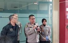 RS Polri Terima 21 Kantong Jenazah Korban Kebakaran Gedung Terra Drone