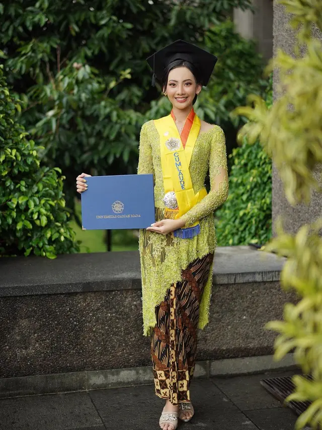 8 Pesona Ayu Sophie Kirana, Penerus Erina Gudono yang Maju Wakili Yogyakarta di Ajang Puteri Indonesia 2024