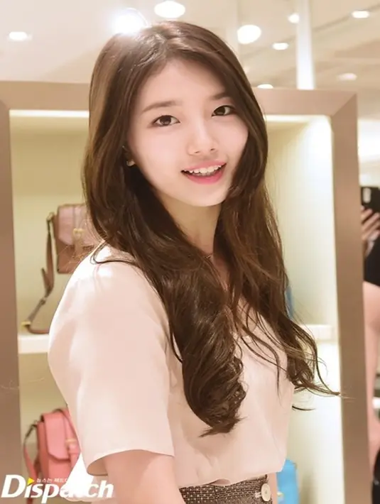 "Aku hanya ingin membantu dan meringankan beban mereka, karena adalah suatu kewajiban bagiku untuk menolong sesama," ungkap si cantik Suzy Miss A. (Soompi/Bintang.com)