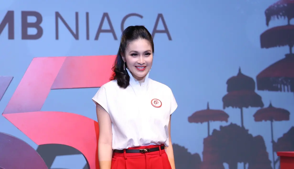 Sandra Dewi (Daniel Kampua/Fimela.com)