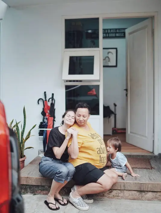 Ringgo Agus Rahman dan Sabai Morscheck