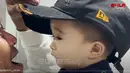 Momen gemas Sule saat bermain dengan putranya, Baby Adzam yang sedang berada di rumah Nathalie Holscher. (Foto: YouTube SULE FAMILY) - 4