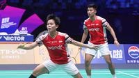 Indonesia sementara tertinggal 0-1 dari Korea setelah&nbsp;ganda campuran Indonesia Dejan Ferdinansyah/Siti Fadia Silva Ramadhanti kalah dari Seo Seung-jae/Chae Yu-jung di partai pertama semifinal Piala Sudirman 2025. Dejan/Fadia kalah 10-21 dan 15-21 di Xiamen Fenghuang Gymnasium, Sabtu (3/5). (foto: PBSI)