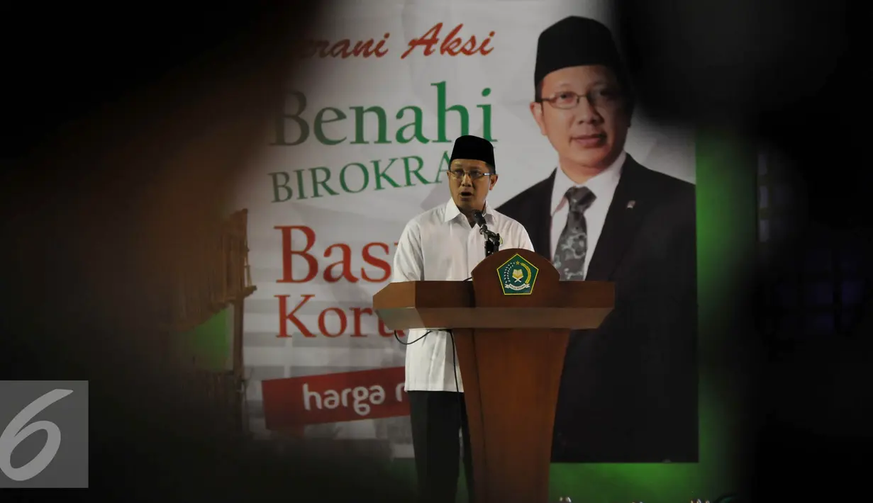 Menteri Agama, Lukman Hakim Saifudin membuka acara Penandatanganan komitmen berintegritas, Jakarta, Senin (15/6/2015). Acara yang di ikuti Pejabat eselon I dan II kementrian agama tersebut guna mengantisipasi korupsi . (Liputan6.com/Johan Tallo)
