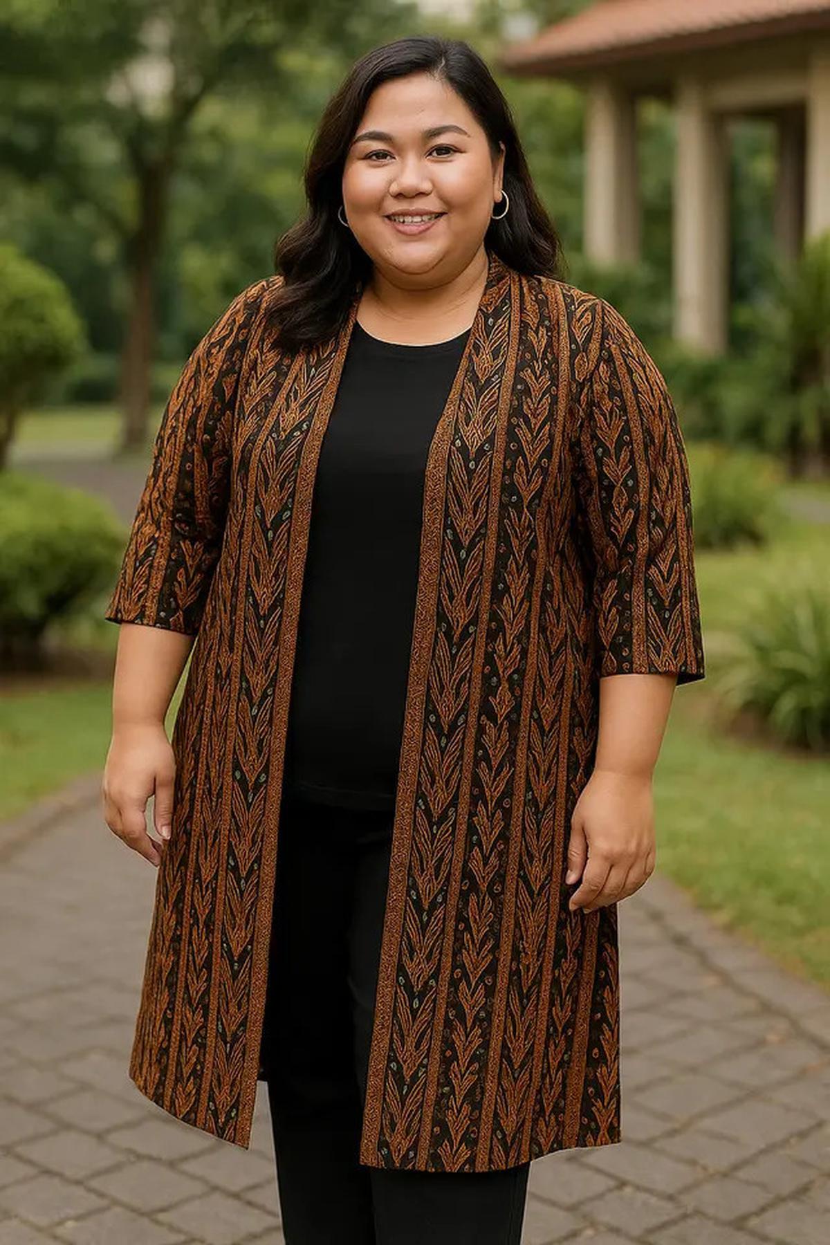 12 Model Batik Wanita Gemuk yang Modis 2025, Nyaman dan Percaya Diri Sepanjang Hari