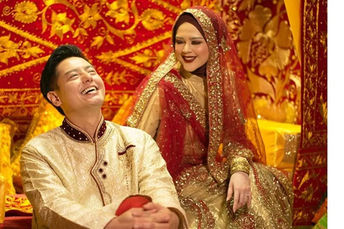 7 Potret Cut Meyriska dan Roger Danuarta Jalani Tradisi Khas Aceh