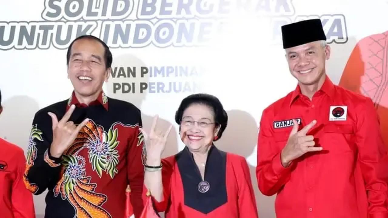 "Capres capres itu ngopi bareng, lha kok yang di bawah saling bertengkar dan berkepanjangan, kangge nopo (buat apa)? Kita ini satu negara, sebangsa dan setanah air Indonesia, ampun kesupen, nggih mboten (jangan lupa, ya nggak)?" kata Jokowi.