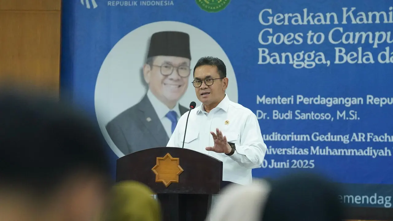 Menteri Perdagangan Budi Santoso meluncurkan GASPOL Goes to Campus bertajuk “Bangga, Bela dan Beli Buatan Indonesia” di Universitas Muhammadiyah Yogyakarta (UMY). (Foto: Kementerian Perdagangan)