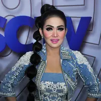 Syahrini di HUT SCTV ke-26. (Nurwahyunan/Bintang.com)