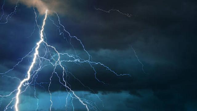 Ilustrasi petir (iStock)