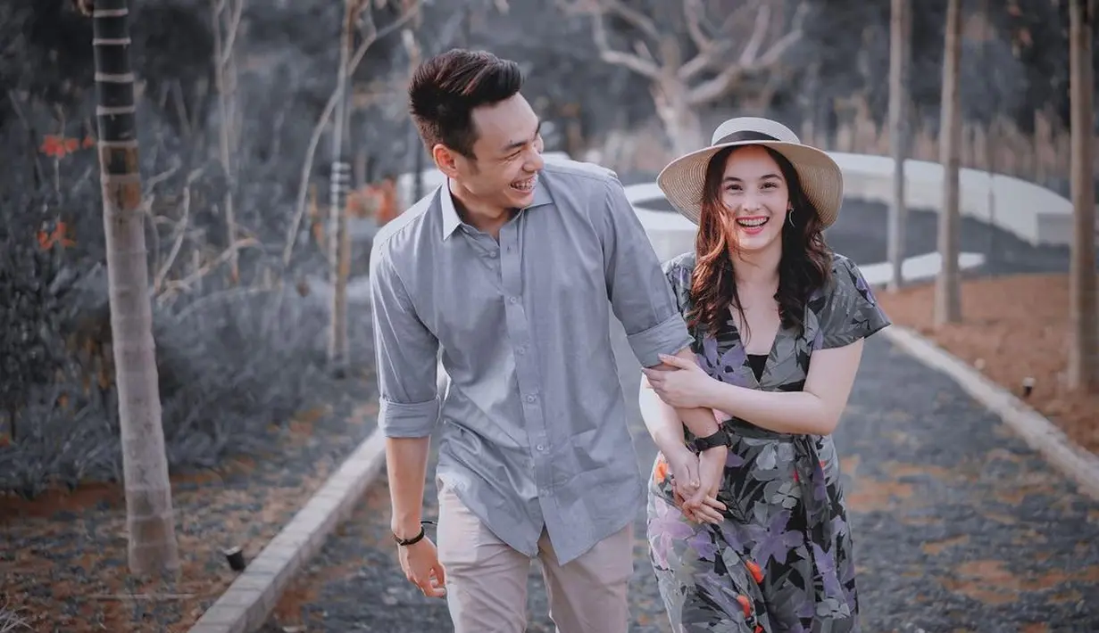 Chelsea Islan dan Rob Clinton Kardinal (Instagram/robclintonkardinal)