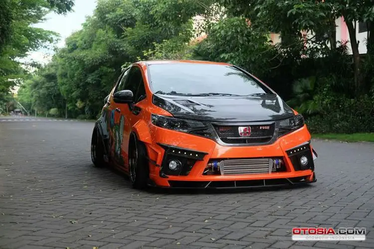 Transformasi Jazz Street Racing Monster Engineering - Galeri Otosia.com
