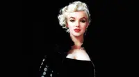 Secara perdana, foto mendiang Marilyn Monroe berbadan dua beredar di publik. Siapa ayah bayinya?