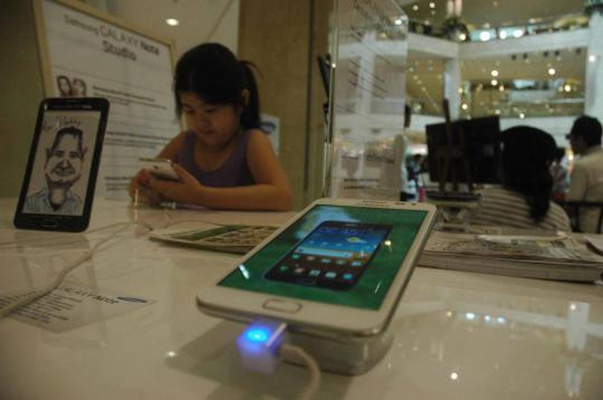 Marak promosi smartphone
