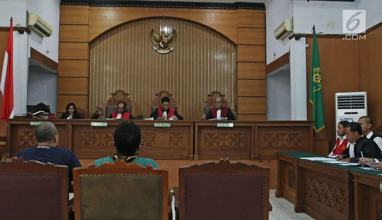 Suasana sidang lanjutan Marcello Tahitoe di PN Jakarta Selatan, Selasa (31/10). Ello dan rekannya Diego menjalani sidang  kasus penyalahgunaan narkoba dengan agenda saksi dari pihak JPU. (Liputan6.com/Herman Zakharia)