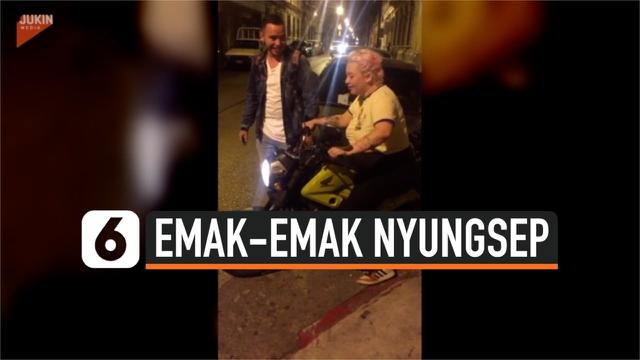 emak nyungsep