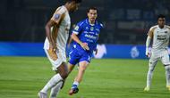 Thom Haye, gelandang Persib Bandung saat laga melawan Dewa United di BRI Super League 2025/2026. (Dok. ileague.id)