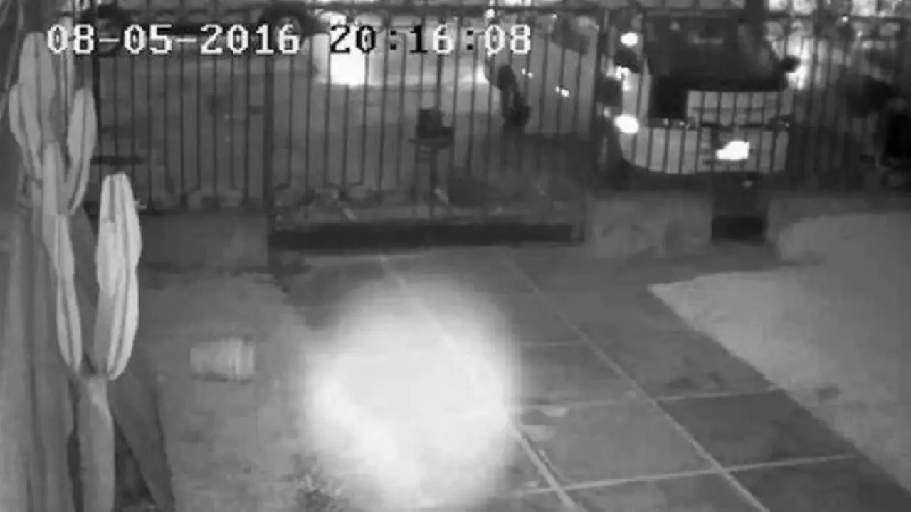 Cuplikan dari video yang memicu berbagai perdebatan