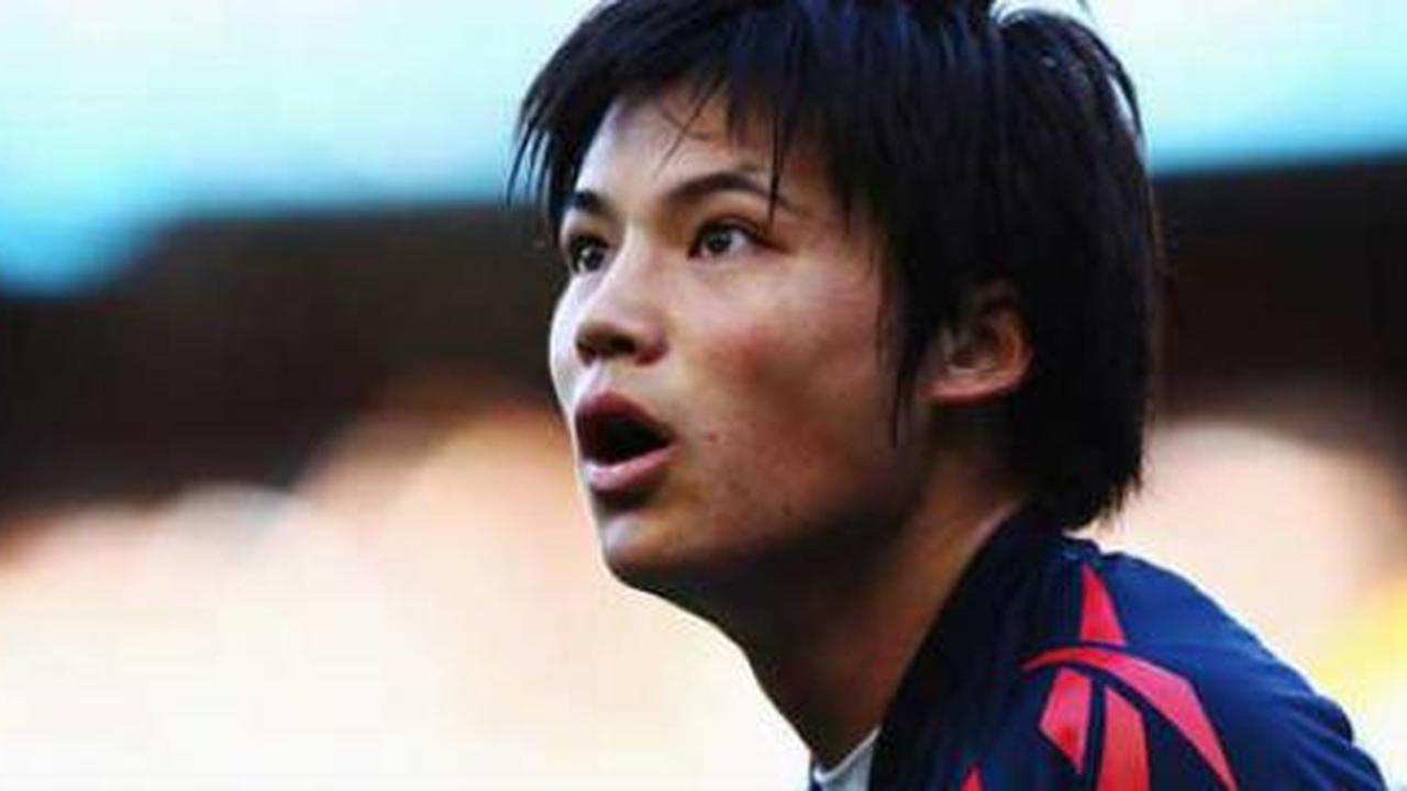 Walcott: Pemain bertahan enggan hadapi Miyaichi