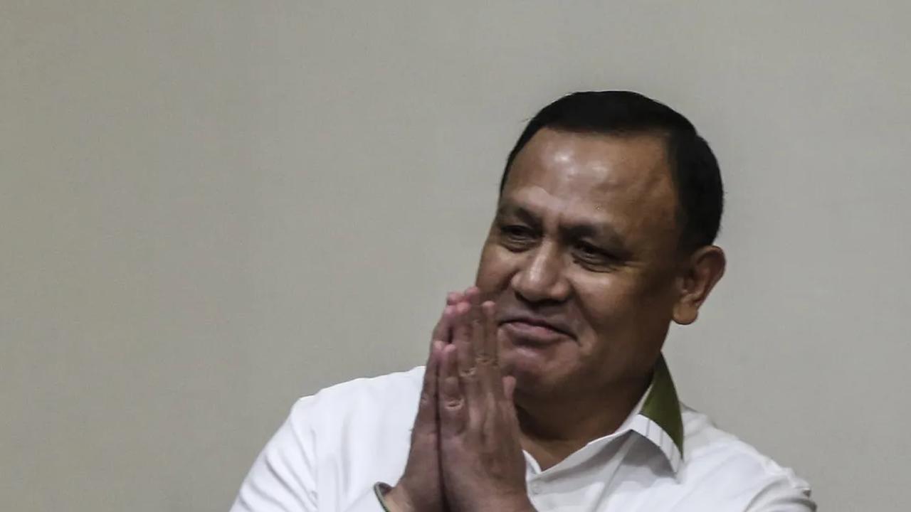 Beredar Foto Mentan SYL Ketemu Ketua KPK Firli di Lapangan Badminton, Diduga Serahkan Duit Rp1 Miliar