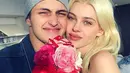 Padahal sebelumnya, feed Instagram Anwar Hadid penuh dengan kemesraan mereka berdua. (instagram/anwarhadid)