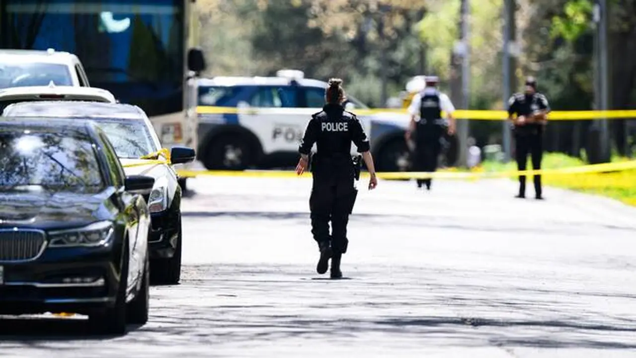 Polisi Vancouver di Kanada bicara soal mobil tabrak kerumunan di festival komunitas Filipina Lapu Lapu Day, Sabtu (26/4/2025). (AFP)