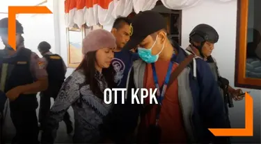 Komisi Pemberantasan Korupsi (KPK) menangkap Bupati Kepulauan Talaud Provinsi Sulawesi Utara Sri Wahyumi Maria Manalip. Sang bupati kini tengah dalam perjalanan ke Kantor KPK.