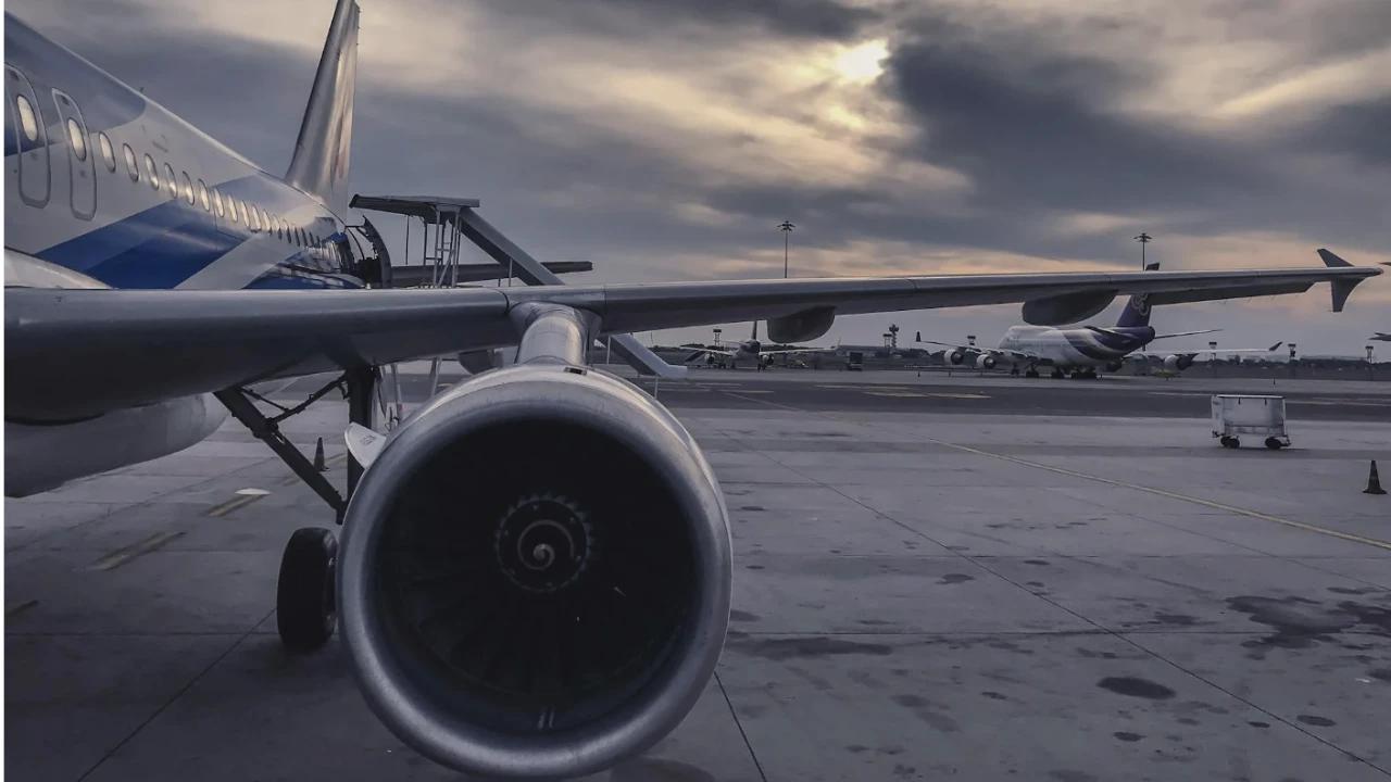 Ada Ancaman Bom, Operasional Bandara Miami Sempat Dihentikan