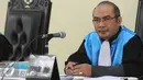 Ketua Majelis Hakim, Adhi Budi Sulistyo mengabulkan gugatan nelayan terkait SK Gubernur DKI Nomor 2.238 Tahun 2014 tentang pemberian izin reklamasi Pulau G, Jakarta, Senin (31/5). (Liputan6.com/Helmi Afandi)
