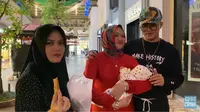 Momen Saat Anak Sule Bertemu Ibunya, Rizky Febian Gendong Bayi Lina (sumber:YouTube/Putri Delina)