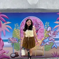 Vania Theola Konten Kreator Dengan Iron Limb. [@vaniatheolaa]