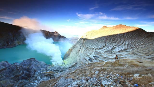 Daftar Kawah Gunung Di Indonesia Yang Eksotik Lifestyle