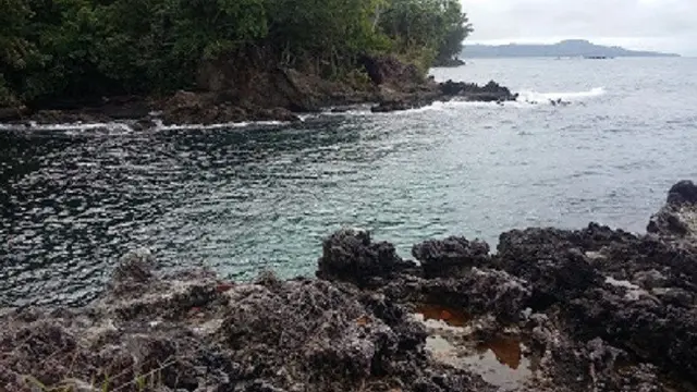 Keindahan Pantai Namarua di Ambon yang Bikin Hati Cepat Move On