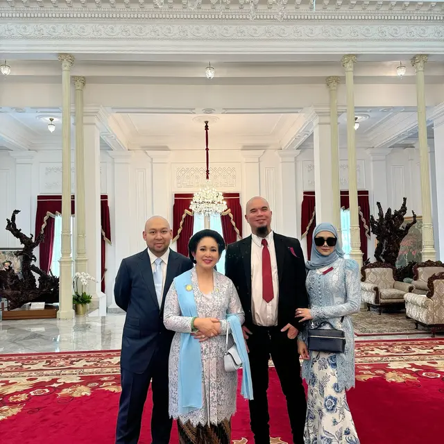 6 Penampilan Titiek Soeharto di Pelantikan Prabowo, Dibandingkan dengan Selvi Ananda