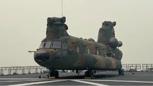 Tiga Helikopter Chinook Jepang Bantu Padamkan Kebakaran Hutan Kalimantan