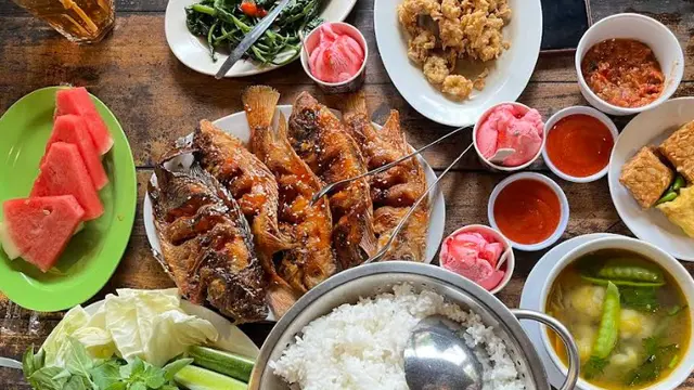 Tempat makan siang di Jogja