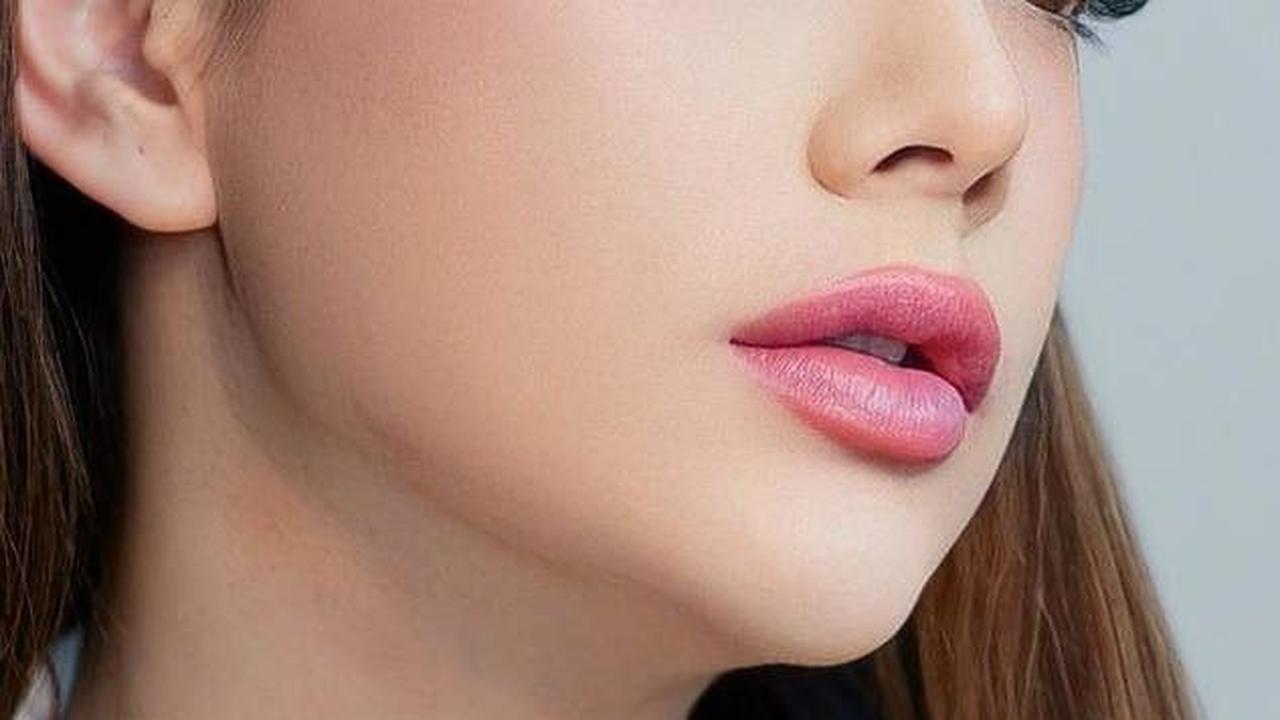 Lip Filler Hingga Operasi Plastik.